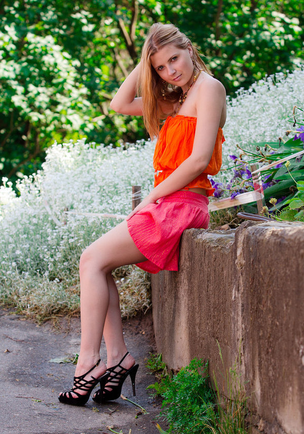 Алинка, 25 лет, 1 размер груди